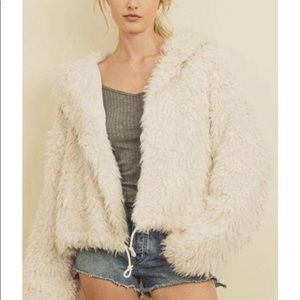 Oversized cropped faux fur jacket